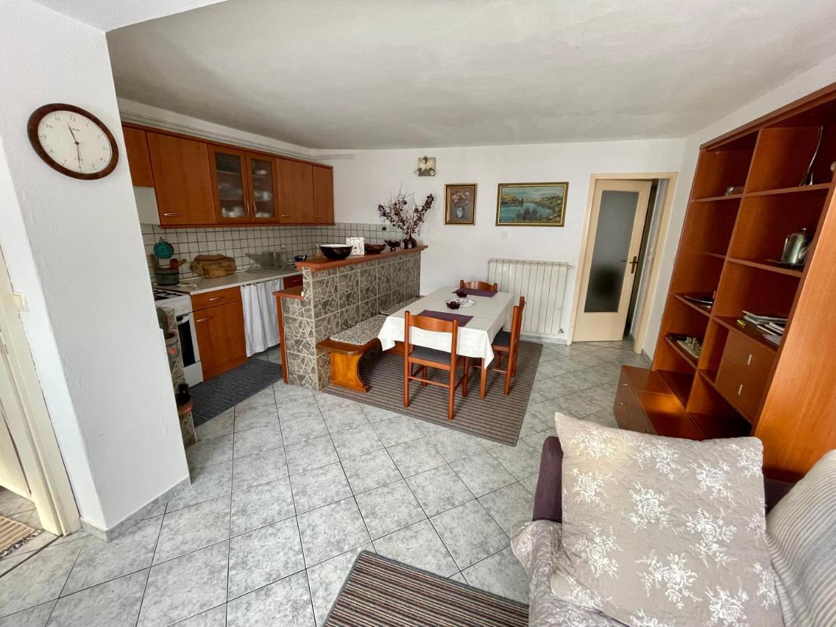 Apartma Pri Soci Apartment Бовец Екстериор снимка